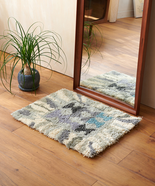 ACME FURNITURE（アクメファニチャー）の「TRIGON RUG 200*200（ラグ