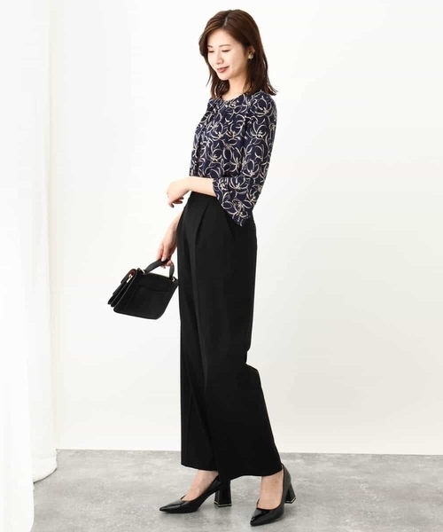 OFUON le MK（オフオンルエムケー）の「ウエストタックストレッチワイドパンツ/洗える（スラックス・レディース・ブラック/グレー・40/38/36）」の6枚目の写真