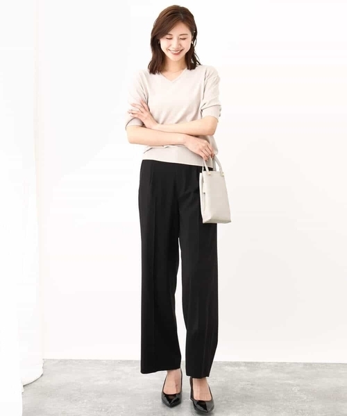 OFUON le MK（オフオンルエムケー）の「ウエストタックストレッチワイドパンツ/洗える（スラックス・レディース・ブラック/グレー・40/38/36）」の11枚目の写真