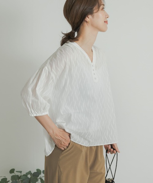 URBAN RESEARCH DOORS（アーバンリサーチドアーズ）の「コットンジャガードギャザーブラウス（シャツ/ブラウス・レディース・ブラック/オフホワイト・MEDIUM）」の14枚目の写真