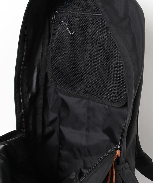 karrimor（カリマー）の「VT day pack F 25（バックパック/リュック・メンズ・オリーブ系/ブラック・FREE）」の7枚目の写真