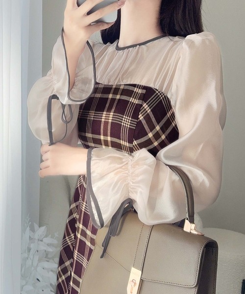 mily bilet（ミウィビレット）の「【mily bilet】上品でフェミニン。シャイニーシアードッキングIラインチェック長袖ワンピース（ワンピース・レディース・ボルドー/ベージュ/ネイビー・LARGE/MEDIUM/SMALL/X-LARGE）」の15枚目の写真