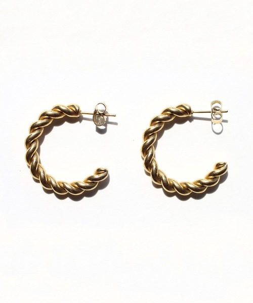 abaskdesign(アバスクデザイン)の「金属アレルギー対応 ツイストステンレスピアス M(ピアス(両耳用)・レディース・シルバー/ゴールド・FREE)」の9枚目の写真