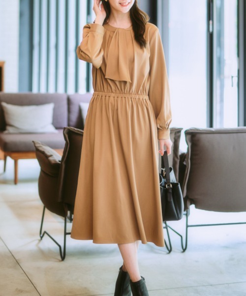 7days Life Styling(セブンデイズライフスタイリング)の「ボウタイが取り外せる2WAYワンピース(ワンピース・レディース・モカ/グレー系/ブラック・LL/L/M/S)」の21枚目の写真