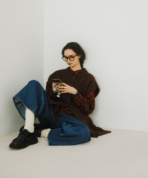 EKAL(エカル)の「バギータックデニム(デニムパンツ・レディース・ブルー系その他/ワンウォッシュ・SMALL/MEDIUM)」の5枚目の写真