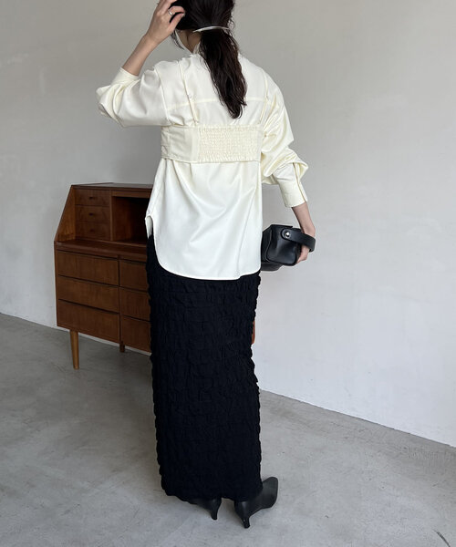 CAPRICIEUX LE'MAGE（カプリシューレマージュ）の「クロスビスチェシャツ（シャツ/ブラウス・レディース・ベージュ/アイボリー/グレー・FREE）」の7枚目の写真