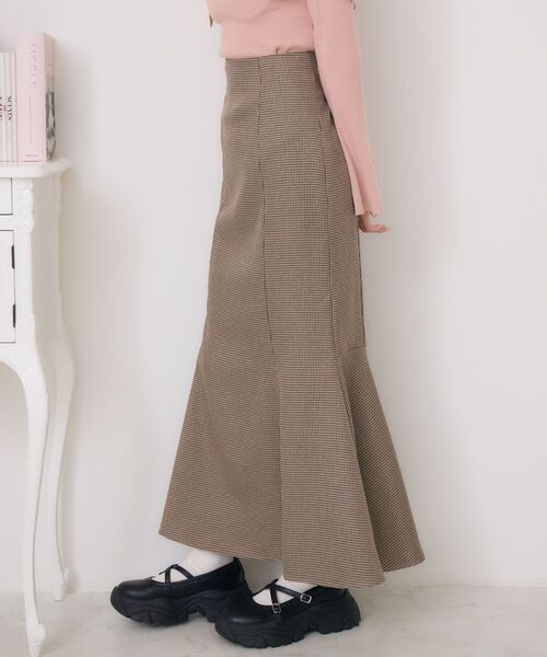 ems excite（エムズエキサイト）の「バックスリットマーメイドSK（スカート・レディース・ブラウン系その他/ブラック/ライトグレー・FREE）」の10枚目の写真