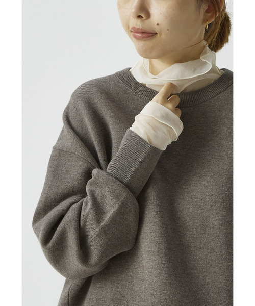 1er Arrondissement（プルミエアロンディスモン）の「シアーハイネック