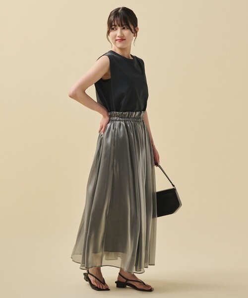 uncrave（アンクレイヴ）の「ブライトシャンブレー スカート（uncrave STANDARD）（スカート・レディース・ネイビー系/ダルブルー系/ライトイエロー系・1/2）」の9枚目の写真
