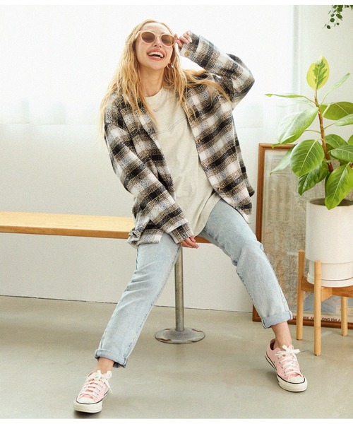 anap mimpi（アナップミンピ）の「切り替え ラウンドヘム 無地 長袖 ビッグ ロンT（Tシャツ/カットソー・レディース・ブラック/オフホワイト/キナリ・FREE）」の16枚目の写真