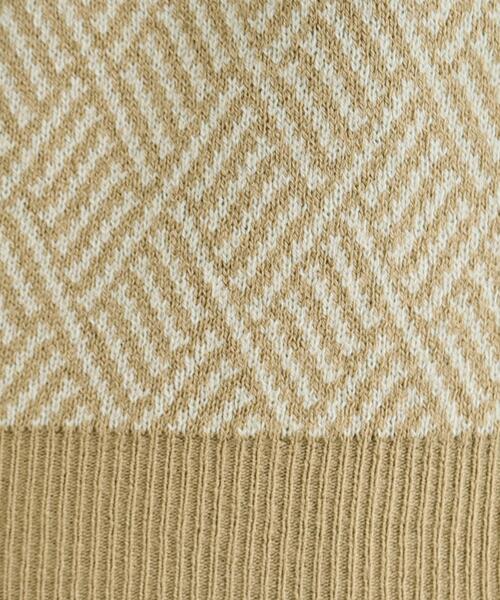 SHOO・LA・RUE(シューラルー)の「◆【S-LL/洗える/毛玉レス】クラシカルな柄が目を惹く プチハイネックニット(ニット/セーター・レディース・ブルー系9/ブラック系3/ブラック系4/ベージュ系3・04/03/02/01)」の19枚目の写真