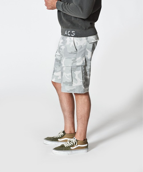 ACANTHUS(アカンサス)の「ACANTHUS:Cargo Shorts(カーゴパンツ・メンズ・ホワイト/ブラック・S/M/L/XL)」の3枚目の写真
