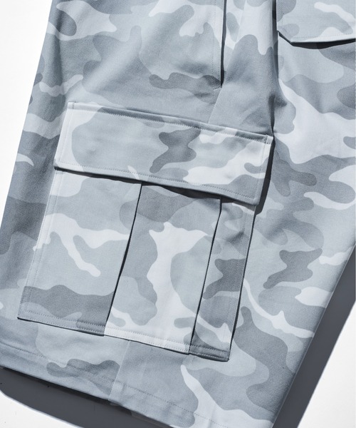 ACANTHUS(アカンサス)の「ACANTHUS:Cargo Shorts(カーゴパンツ・メンズ・ホワイト/ブラック・S/M/L/XL)」の13枚目の写真
