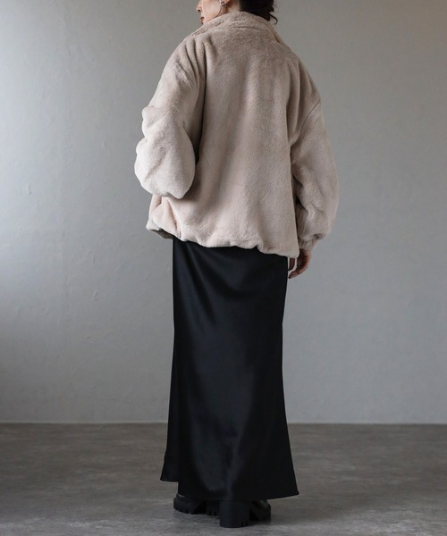 Fizz(フィズ)の「【Fizz/フィズ】 フェイクファー スタンドカラーブルゾン(ブルゾン・レディース・モカ/グレイッシュベージュ/ブラック/アイボリー・M)」の10枚目の写真