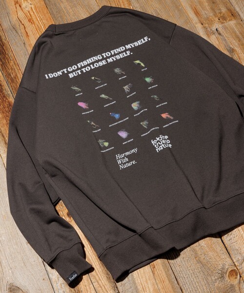 Foxfire（フォックスファイヤー）の「Foxfire/フォックスファイヤー 別注 Foxfire プリントクルーネック スウェット/毛針/バックプリント/リラックスフィット（スウェット・メンズ・チャコールグレー/ライトグレー/ネイビー・LARGE/MEDIUM）」の15枚目の写真