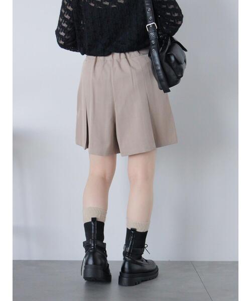 ehka sopo（エヘカソポ）の「ボックスタックショートパンツ（その他パンツ・レディース・グレー/ブラック/ベージュ・F）」の15枚目の写真