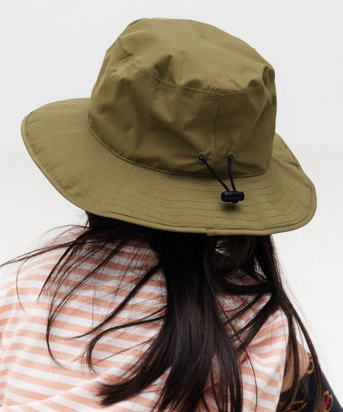 KiU（キウ）の「紫外線防止キッズサンシェードUVハット（ハット・キッズ・ブラック/ブルー系その他/タイガーカモ/ネイビー系/ピンク系その他/カーキ/レオパード/ブルー系その他2/ブラック系その他/パープル系その他/ベージュ系その他・FREE）」の4枚目の写真