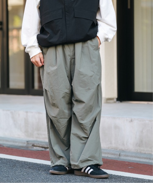 RAGEBLUE（レイジブルー）の「ナイロンバギースノーワイドパンツ【セットアップ可】（カーゴパンツ・メンズ・ライトグレー/ブラック/グリーン・SMALL/MEDIUM/LARGE）」の11枚目の写真