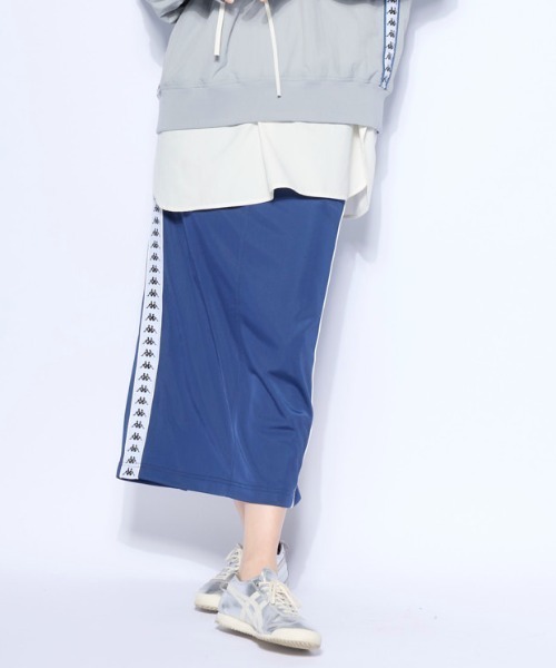 Kappa(カッパ)の「サイドテープ ジャージスカート(スカート・レディース・ネイビー/ホワイト・MEDIUM/LARGE/X-LARGE)」の1枚目の写真