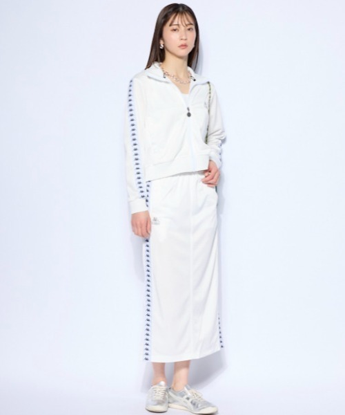 Kappa(カッパ)の「サイドテープ ジャージスカート(スカート・レディース・ネイビー/ホワイト・MEDIUM/LARGE/X-LARGE)」の4枚目の写真