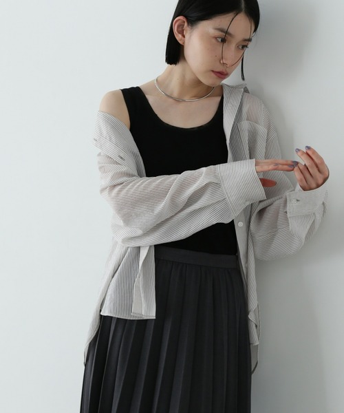 N.(N. Natural Beauty Basic)(エヌエヌナチュラルビューティーベーシック)の「シアートリムタンクトップ(タンクトップ・レディース・ベージュ/ブラック/オフホワイト・MEDIUM)」の2枚目の写真