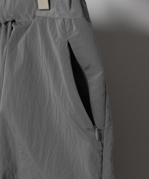 OUAT(オーユーエーティー)の「TEST TROUSERS(その他パンツ・メンズ・ブラック/シルバー/グレー・3/4)」の8枚目の写真