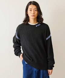 カラーステッチクルーニット