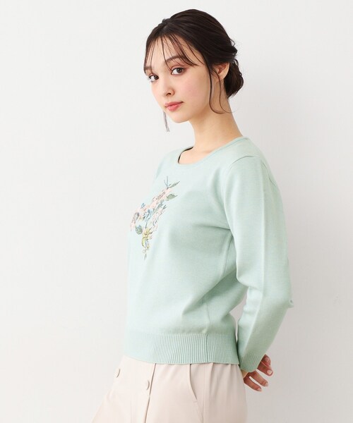 LAURA ASHLEY(ローラアシュレイ)の「【ハイゲージ】大判刺繍ニット(ニット/セーター・レディース・オフホワイト/ライトグリーン/ネイビー・40/38)」の18枚目の写真
