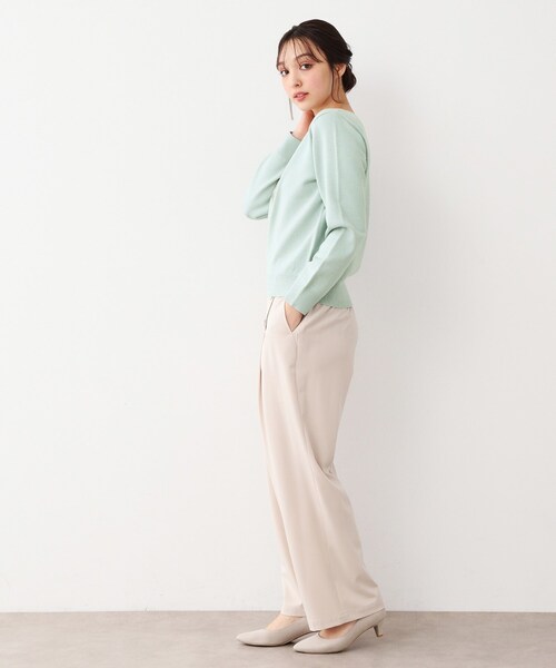 LAURA ASHLEY(ローラアシュレイ)の「【ハイゲージ】大判刺繍ニット(ニット/セーター・レディース・オフホワイト/ライトグリーン/ネイビー・40/38)」の16枚目の写真