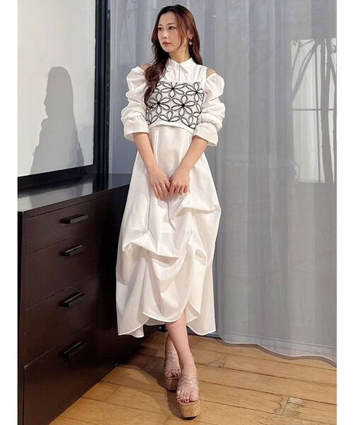 MERCURYDUO(マーキュリーデュオ)の「2WAYトランスフォームシャツワンピース(ワンピース・レディース・その他1/オフホワイト・MEDIUM/SMALL)」の5枚目の写真