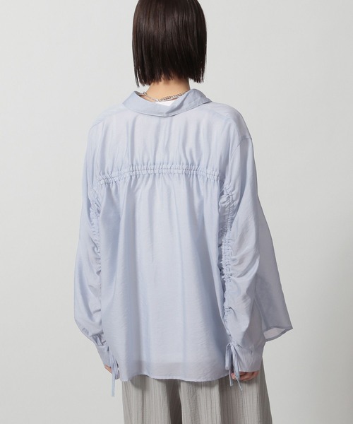 LAKOLE（ラコレ）の「袖シャーリングシャツ4 / 323171（シャツ/ブラウス・レディース・オフホワイト/ブルー/イエロー/ミント・FREE）」の20枚目の写真