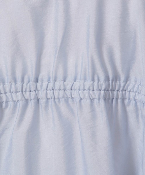 LAKOLE（ラコレ）の「袖シャーリングシャツ4 / 323171（シャツ/ブラウス・レディース・オフホワイト/ブルー/イエロー/ミント・FREE）」の9枚目の写真