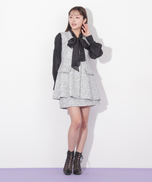 JILL by JILL STUART(ジルバイジルスチュアート)の「◇サマーツィードペプラムジレ(ベスト・レディース・ブラック/ホワイト・SMALL/MEDIUM)」の17枚目の写真