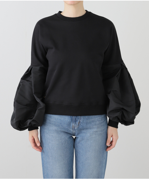 IENA(イエナ)の「NINA RICCI/ニナ リッチ TWISTED FLEECE CN COCOON/S カットソー 25PJTO020CO1089(Tシャツ/カットソー・レディース・ブラック/アイボリー・FREE)」の1枚目の写真