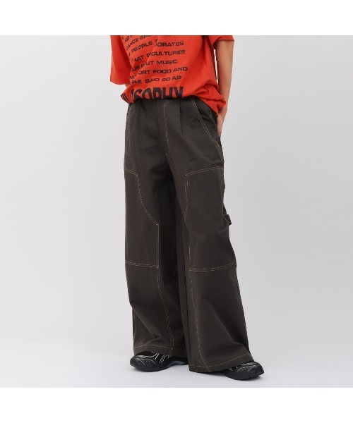 atmos pink(アトモスピンク)の「atmos pink Super Baggy Chino Pants / アトモス ピンク スーパー バギー チノパンツ(その他パンツ・レディース・ベージュ/ブラック/カーキ・M/S)」の2枚目の写真