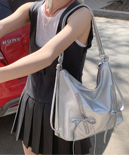 Per sist ence(パーシエンス)の「リボンジップデザイン2WAYバッグ/ショルダー&リュック(ショルダーバッグ・レディース・ブラック/ホワイト/ピンク/シルバー・FREE)」の20枚目の写真