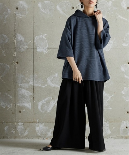 Soiunique（スワユニーク）の「落ち感素材たっぷりタックワイドパンツ ［Soiunique］（スラックス・レディース・ベージュ/グレー/ブラック・M/L/LL）」の7枚目の写真