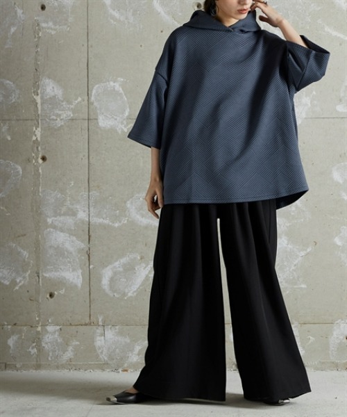 Soiunique（スワユニーク）の「落ち感素材たっぷりタックワイドパンツ ［Soiunique］（スラックス・レディース・ベージュ/グレー/ブラック・M/L/LL）」の9枚目の写真