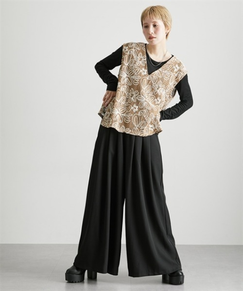 Soiunique（スワユニーク）の「落ち感素材たっぷりタックワイドパンツ ［Soiunique］（スラックス・レディース・ベージュ/グレー/ブラック・M/L/LL）」の15枚目の写真