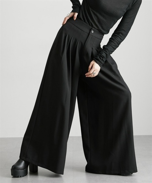 Soiunique（スワユニーク）の「落ち感素材たっぷりタックワイドパンツ ［Soiunique］（スラックス・レディース・ベージュ/グレー/ブラック・M/L/LL）」の16枚目の写真