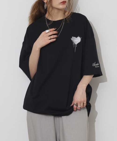 FUNALIVE(ファンアライブ)の「ワンポイント刺繍 ワイドTシャツ 吸水速乾 UVカット(Tシャツ/カットソー・メンズ・サーモンピンク/ホワイト/ミント/スミクロ/ネイビー/イエロー/ホワイト系その他2/ダークグリーン/ブルー/グレイッシュベージュ/ブラック系その他2/ブラック/ブラック系その他3/ホワイト系その他4/ブラック系その他5/ブラック系2/ブラック系4/ブラック系その他7/ホワイト系その他3/ブラック系その他4/ブラック系その他6/ブラック系1/ブラック系3/ホワイト系その他5/ブラック系5/ブラック系6/ブラック系7/ホワイト系その他6/ホワイト系その他7/ホワイト系1/グレー系1/ダークグリーン系1/ブラック系/ホワイト系2/ブラック系8/ホワイト系/ブラック系9/グレー系2/グレー系3/ホワイト系3・M/LL/L)」の22枚目の写真