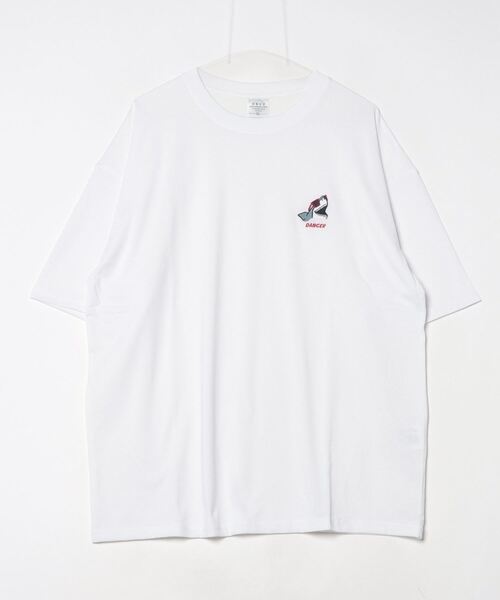 FUNALIVE(ファンアライブ)の「ワンポイント刺繍 ワイドTシャツ 吸水速乾 UVカット(Tシャツ/カットソー・メンズ・サーモンピンク/ホワイト/ミント/スミクロ/ネイビー/イエロー/ホワイト系その他2/ダークグリーン/ブルー/グレイッシュベージュ/ブラック系その他2/ブラック/ブラック系その他3/ホワイト系その他4/ブラック系その他5/ブラック系2/ブラック系4/ブラック系その他7/ホワイト系その他3/ブラック系その他4/ブラック系その他6/ブラック系1/ブラック系3/ホワイト系その他5/ブラック系5/ブラック系6/ブラック系7/ホワイト系その他6/ホワイト系その他7/ホワイト系1/グレー系1/ダークグリーン系1/ブラック系/ホワイト系2/ブラック系8/ホワイト系/ブラック系9/グレー系2/グレー系3/ホワイト系3・M/LL/L)」の2枚目の写真