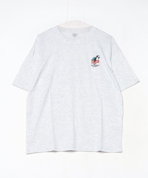 FUNALIVE(ファンアライブ)の「ワンポイント刺繍 ワイドTシャツ 吸水速乾 UVカット(Tシャツ/カットソー・メンズ・サーモンピンク/ホワイト/ミント/スミクロ/ネイビー/イエロー/ホワイト系その他2/ダークグリーン/ブルー/グレイッシュベージュ/ブラック系その他2/ブラック/ブラック系その他3/ホワイト系その他4/ブラック系その他5/ブラック系2/ブラック系4/ブラック系その他7/ホワイト系その他3/ブラック系その他4/ブラック系その他6/ブラック系1/ブラック系3/ホワイト系その他5/ブラック系5/ブラック系6/ブラック系7/ホワイト系その他6/ホワイト系その他7/ホワイト系1/グレー系1/ダークグリーン系1/ブラック系/ホワイト系2/ブラック系8/ホワイト系/ブラック系9/グレー系2/グレー系3/ホワイト系3・M/LL/L)」の3枚目の写真