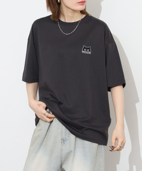 FUNALIVE(ファンアライブ)の「ワンポイント刺繍 ワイドTシャツ 吸水速乾 UVカット(Tシャツ/カットソー・メンズ・サーモンピンク/ホワイト/ミント/スミクロ/ネイビー/イエロー/ホワイト系その他2/ダークグリーン/ブルー/グレイッシュベージュ/ブラック系その他2/ブラック/ブラック系その他3/ホワイト系その他4/ブラック系その他5/ブラック系2/ブラック系4/ブラック系その他7/ホワイト系その他3/ブラック系その他4/ブラック系その他6/ブラック系1/ブラック系3/ホワイト系その他5/ブラック系5/ブラック系6/ブラック系7/ホワイト系その他6/ホワイト系その他7/ホワイト系1/グレー系1/ダークグリーン系1/ブラック系/ホワイト系2/ブラック系8/ホワイト系/ブラック系9/グレー系2/グレー系3/ホワイト系3・M/LL/L)」の17枚目の写真
