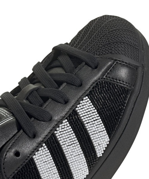 adidas（アディダス）の「adidas Originals SUPERSTAR II（アディダスオリジナルス スーパースター）（スニーカー・メンズ・ブラック系・23cm/23.5cm/24cm/24.5cm/26cm/26.5cm/27cm/27.5cm/28cm/25cm/25.5cm）」の5枚目の写真