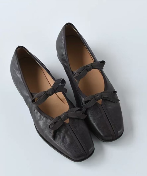 mebole(メボレ)の「スクエアトゥribbonパンプス(パンプス・レディース・ブラウン/ブラック・LARGE/MEDIUM/SMALL)」の19枚目の写真