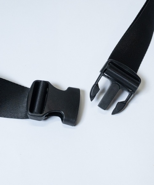 THRASHER（スラッシャー）の「【Y】〔THRASHER/スラッシャー〕キーフック付き ワンポイントロゴ ウエストバック（ボディバッグ/ウエストポーチ・メンズ・ホワイト/ダークグリーン/ブラック・FREE）」の5枚目の写真