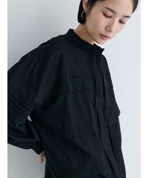 Brown&Street(ブラウンアンドストリート)の「オーバーサイズレースシャツ(シャツ/ブラウス・レディース・ホワイト/ブラック・FREE)」の11枚目の写真