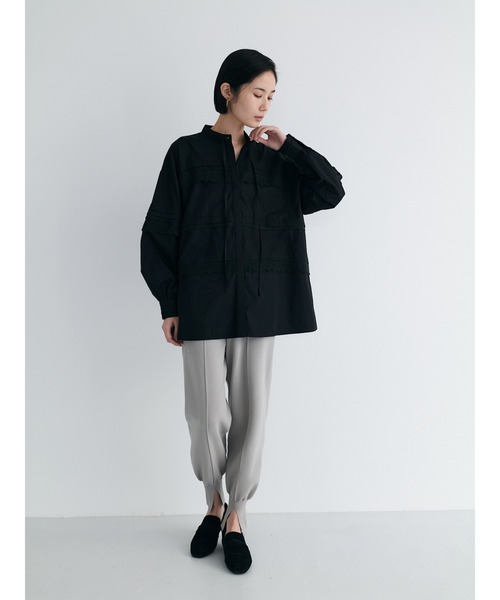 Brown&Street(ブラウンアンドストリート)の「オーバーサイズレースシャツ(シャツ/ブラウス・レディース・ホワイト/ブラック・FREE)」の13枚目の写真