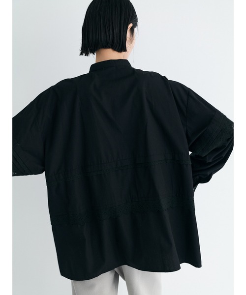 Brown&Street(ブラウンアンドストリート)の「オーバーサイズレースシャツ(シャツ/ブラウス・レディース・ホワイト/ブラック・FREE)」の15枚目の写真